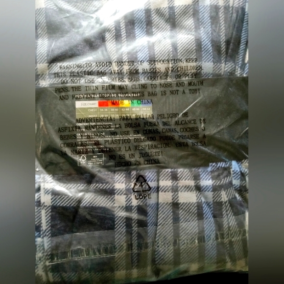 Men's Cuddl Duds Cozy Lodge Notch Collar Top & Bottoms Pajama Set - Navy Plaid - Picture 7 of 9